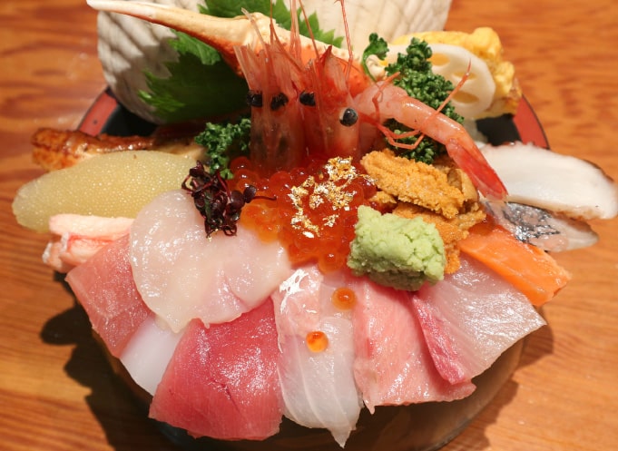 海鮮丼
